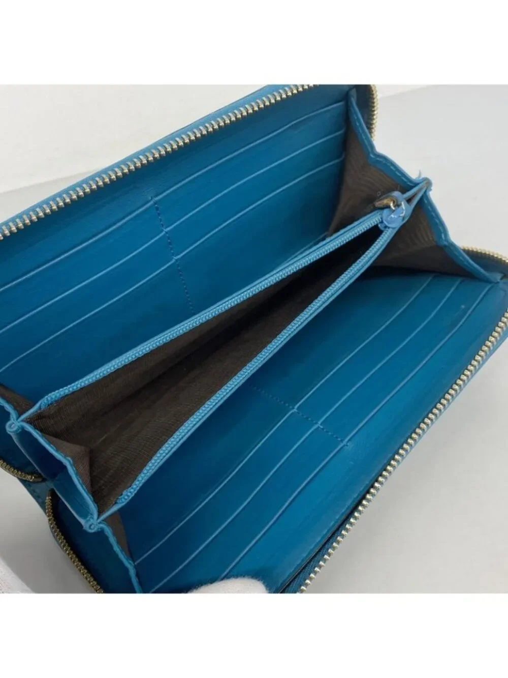 ★SOLD★ Gucci Wallet Micro Guccissima Leather Turquoise Blue Gold - Picture 3 of 9